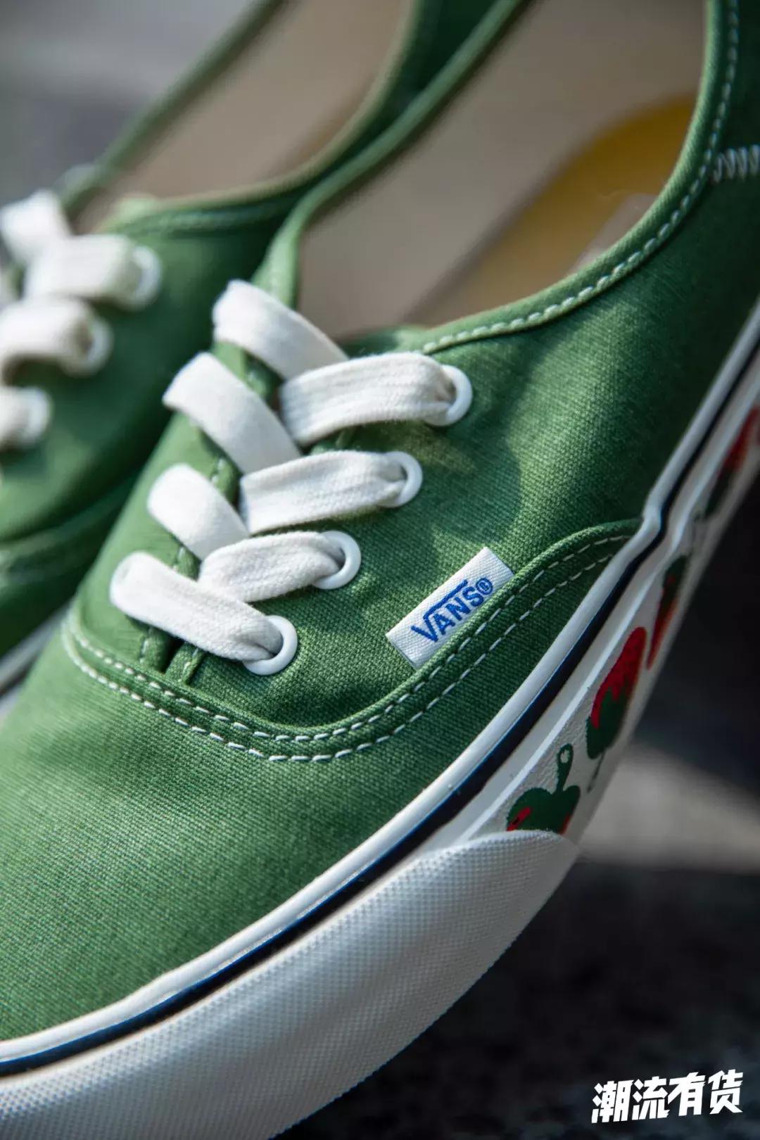 vans小草莓,vans小草莓长恤