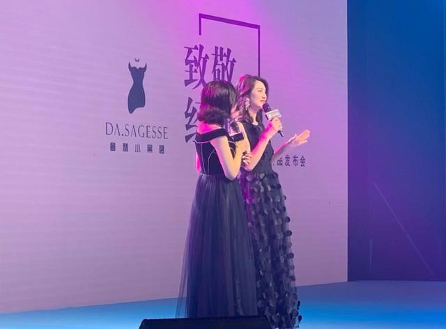 洪欣朱茵陈法蓉现状,洪欣和陈法蓉长得好像