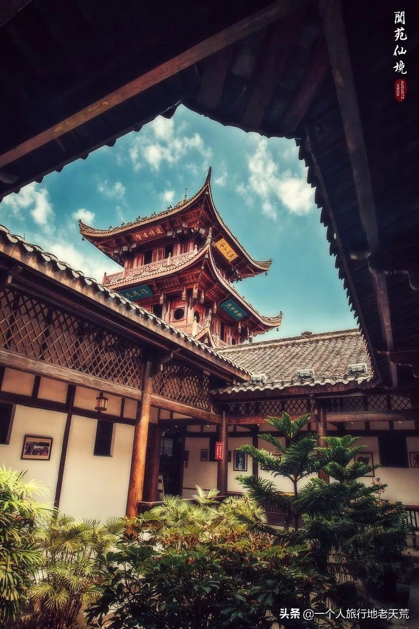 有生之年一定要去四川吗,年轻时不能去四川吗