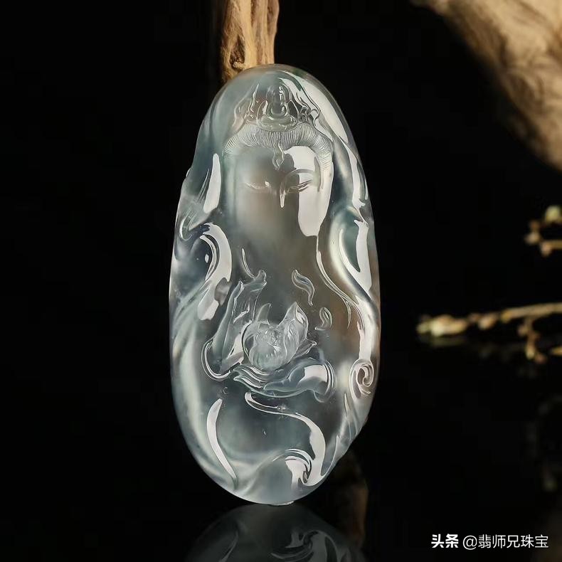 翡翠木那和莫西沙有什么区别,木那翡翠和莫西翡翠哪个好