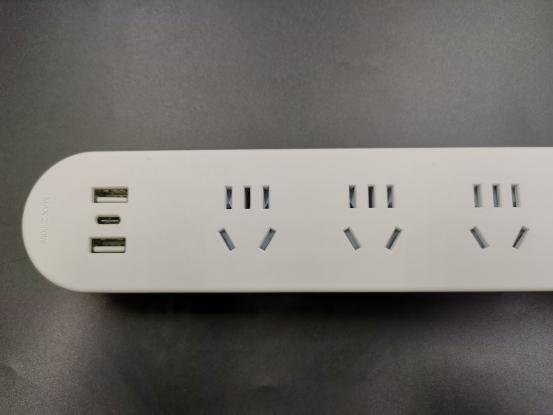 飞利浦插座和西门子插座哪个好,飞利浦插座和公牛插座哪个好