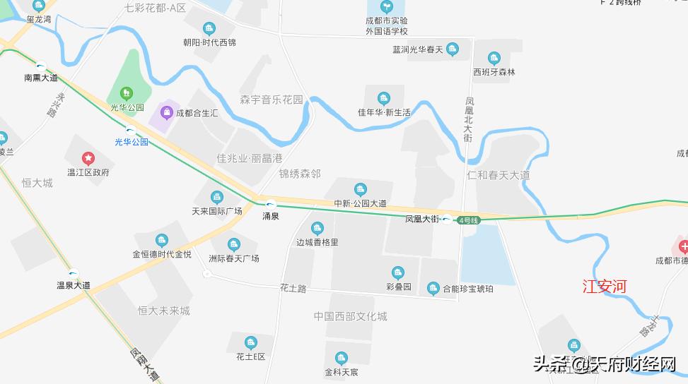 繁华VS荒凉，成都光华大道“真空地带”下的城市奇观