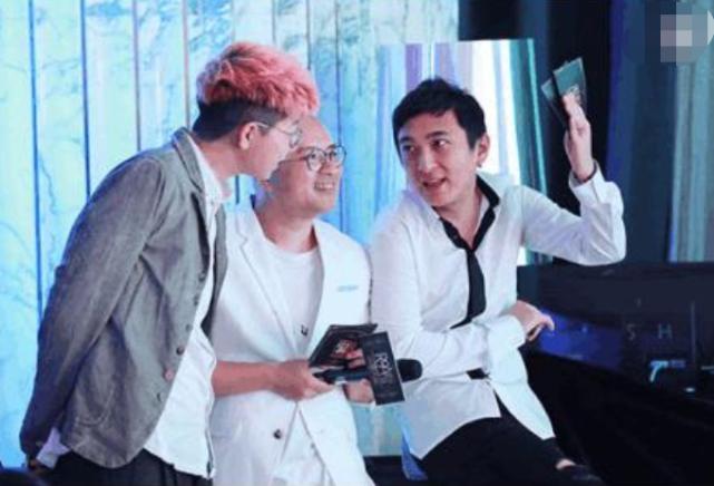 王思聪名下熊猫互娱破产清算，一双拖鞋拍卖100元价值不菲