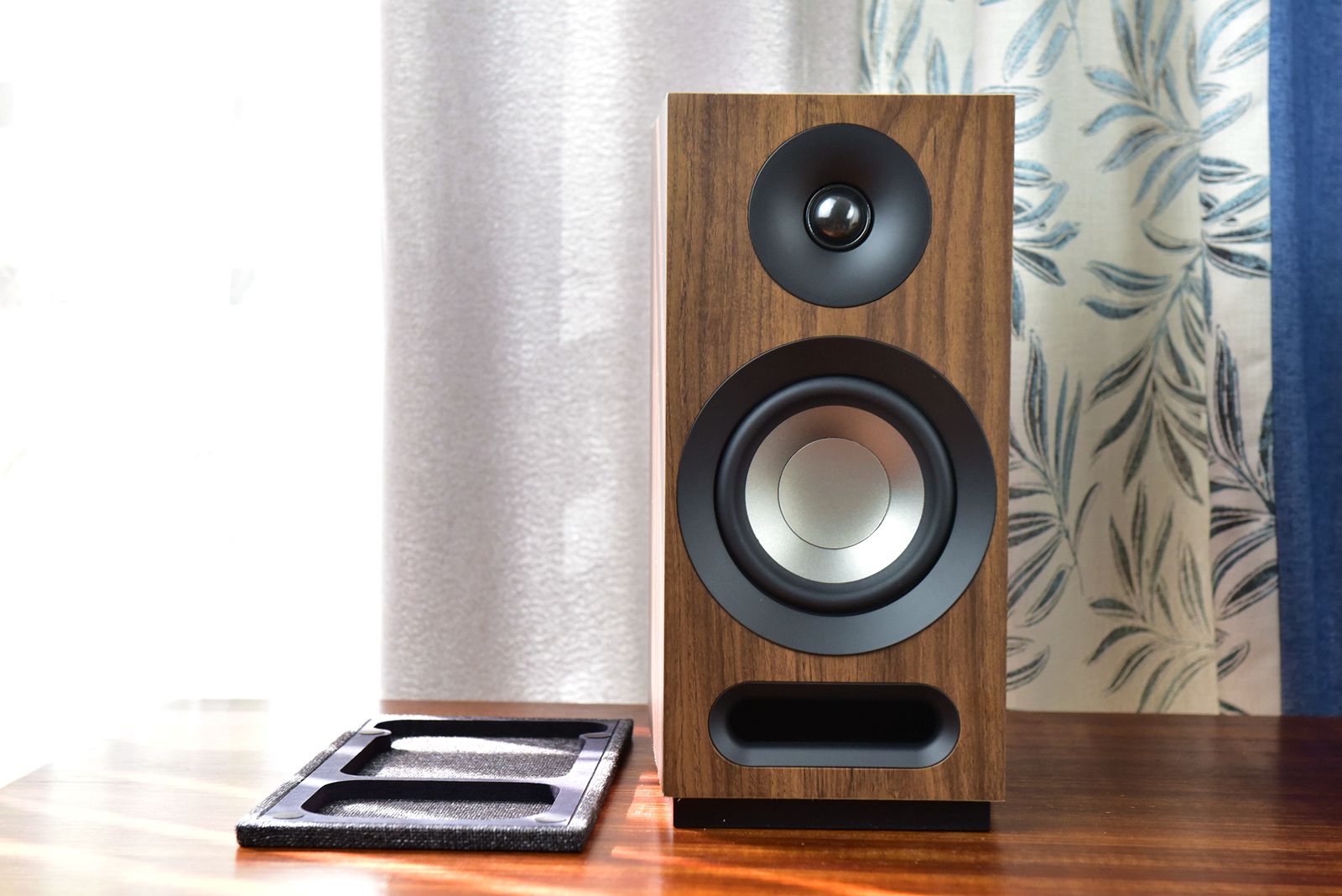 NAD前端+尊宝书架箱三件套不如一台低端真力贵，预算不足看过来