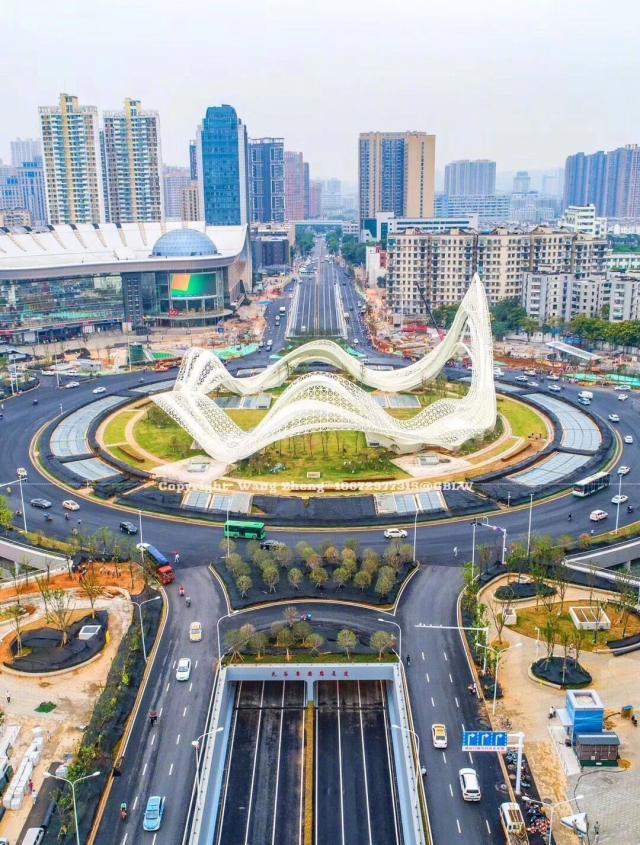 武汉光谷广场综合体视频,武汉光谷广场综合体项目