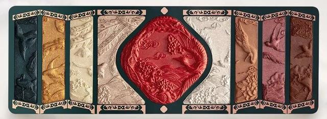 被李佳琦捧火的化妆品，没想到包装成了国潮风