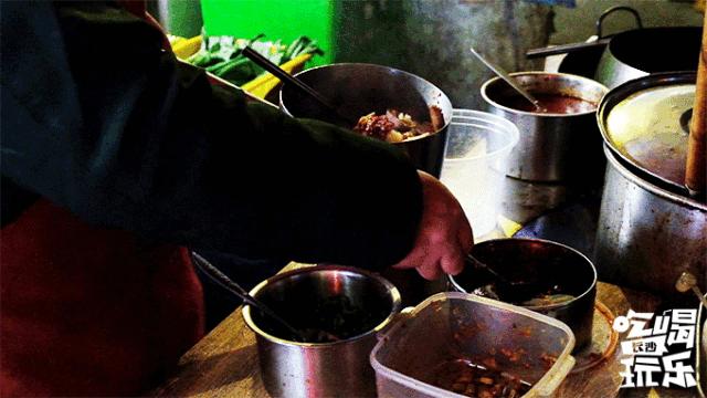 德雅路特色美食,德雅路上有什么好吃的