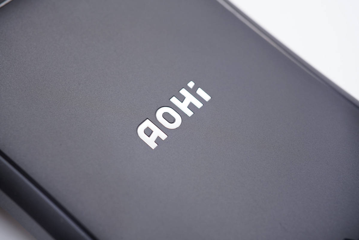 苹果充电宝无线磁吸原装拆解,苹果充电宝无线磁吸拆解