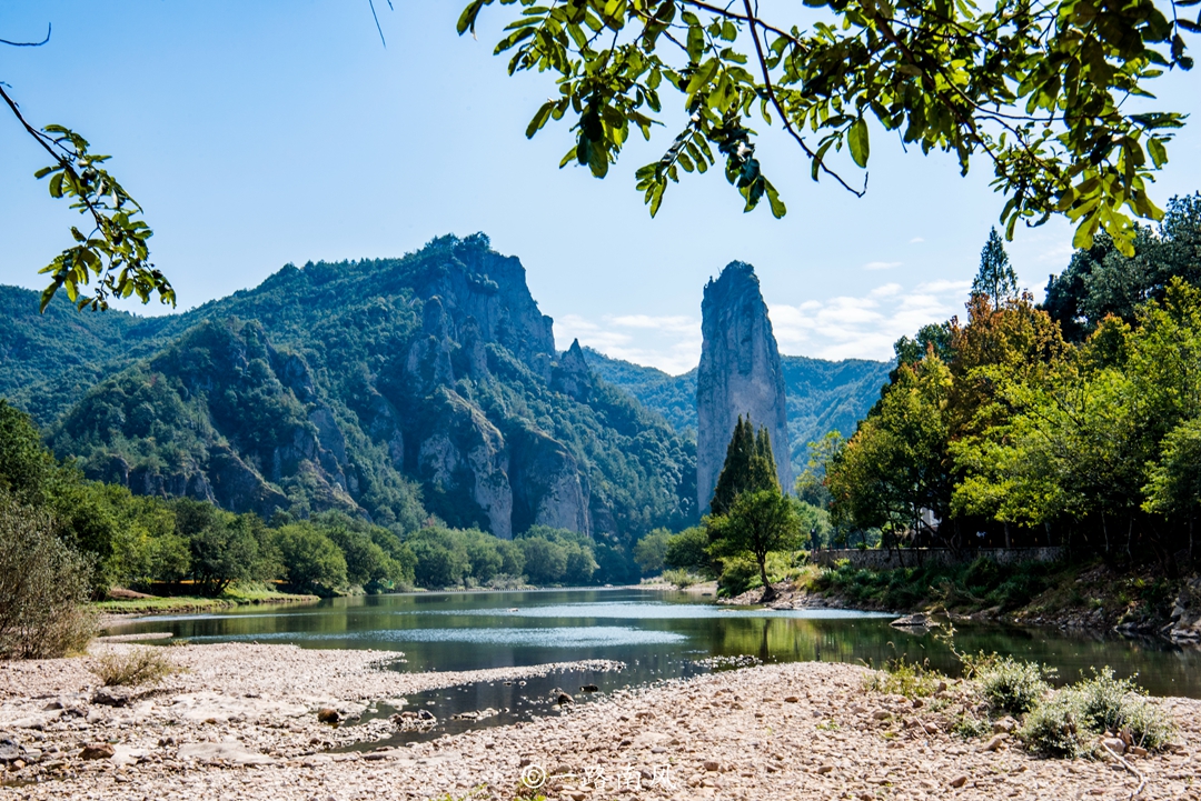 云雾缭绕缙云仙境,缙云仙都仙境美景