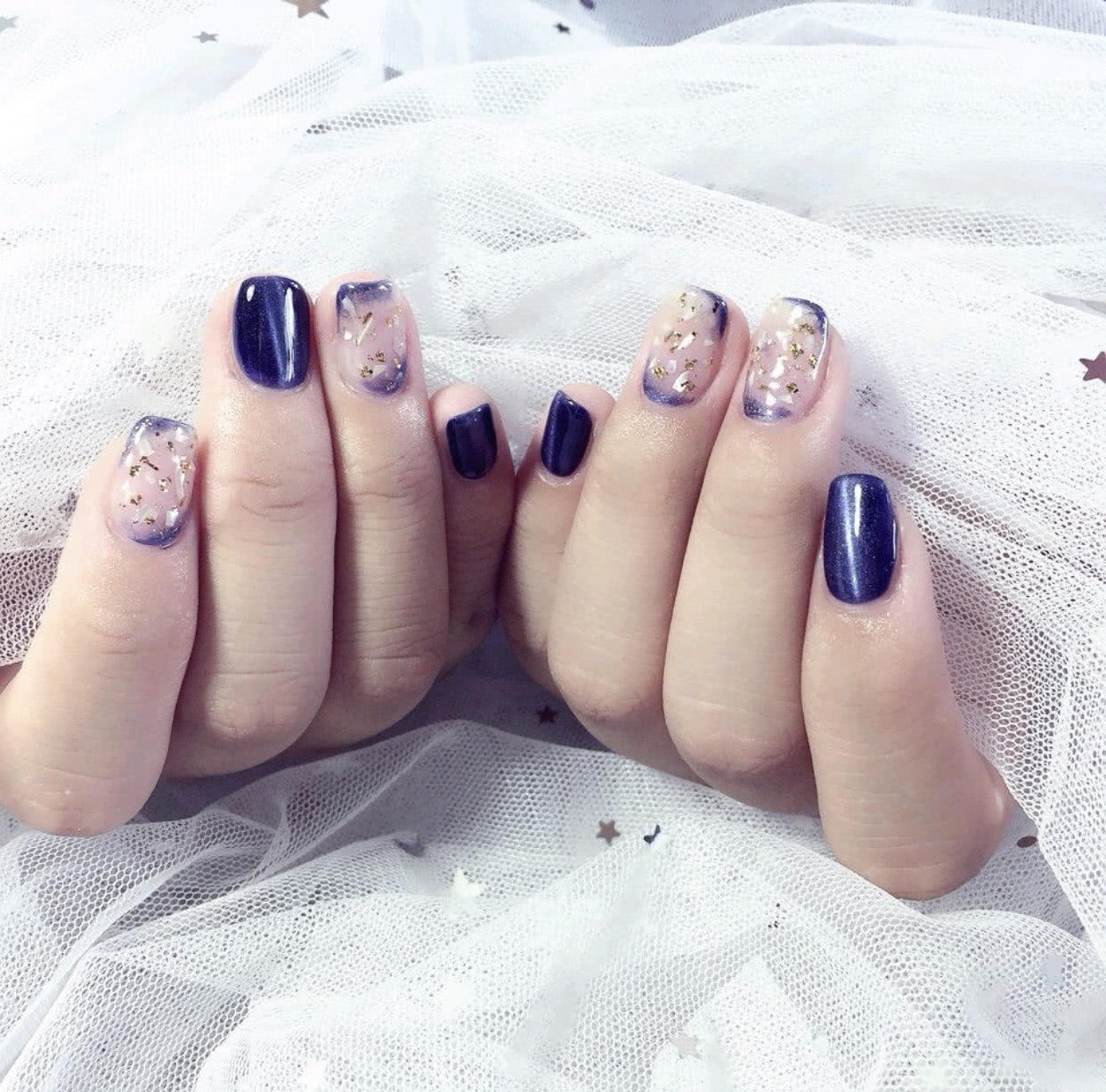 美甲款式推荐晕染美甲,渐变晕染金箔贝壳珍珠美甲黑白