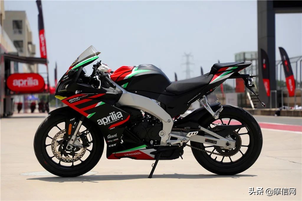 gpr250r赛道版值得购买吗,gpr250r运动版价格