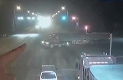 交警查获奇葩驾驶员 (交警查酒驾遇到奇葩司机)