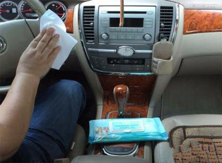车里臭氧消毒对人体有害吗,车里可以用酒精喷雾消毒吗