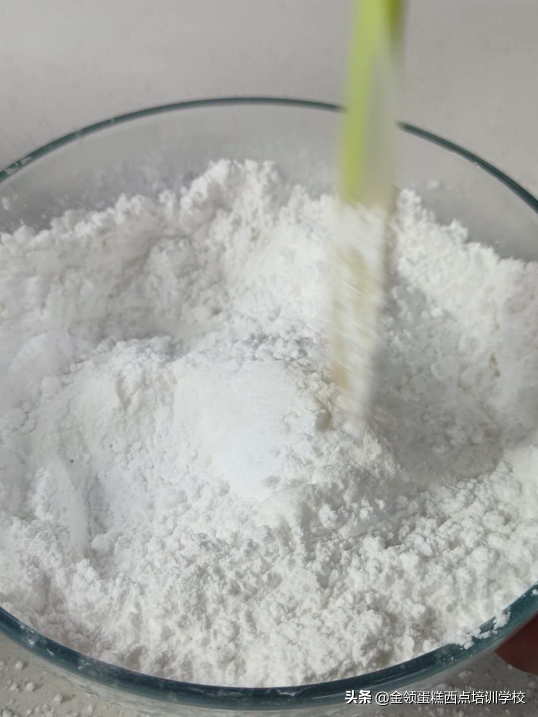 翻糖蛋糕的翻糖皮配方,翻糖做的翻糖蛋糕逼真