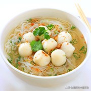 到香港必买的饮料,香港必吃的美食公仔面