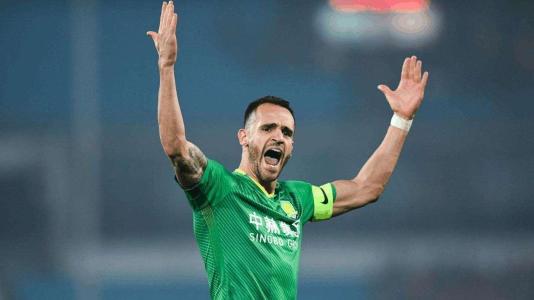 绿衫御林军继续扬帆起航！国安战华夏毫不畏惧，谢峰未战先怂