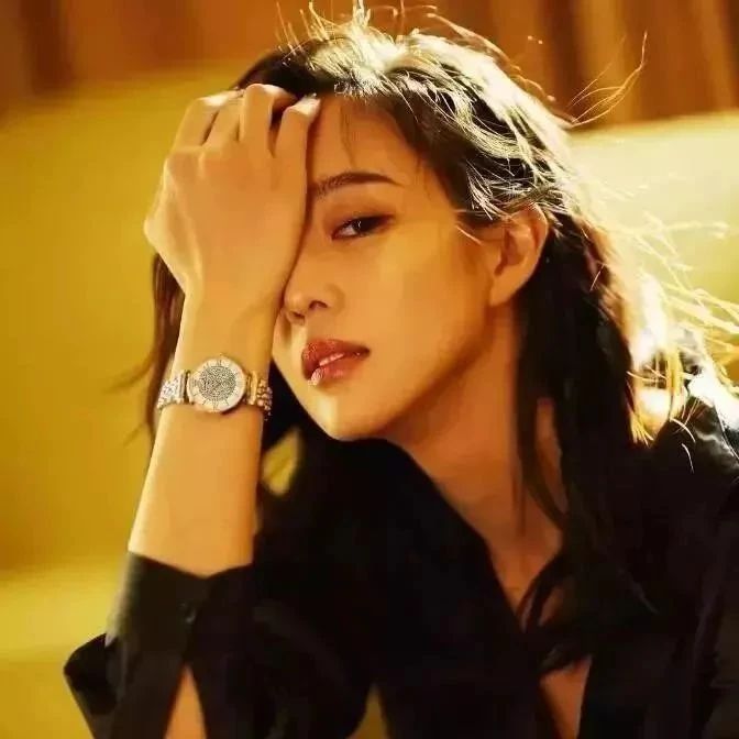 三八女神节愿天下女人芳华自在,三八妇女节愿你芳华常在笑靥如花