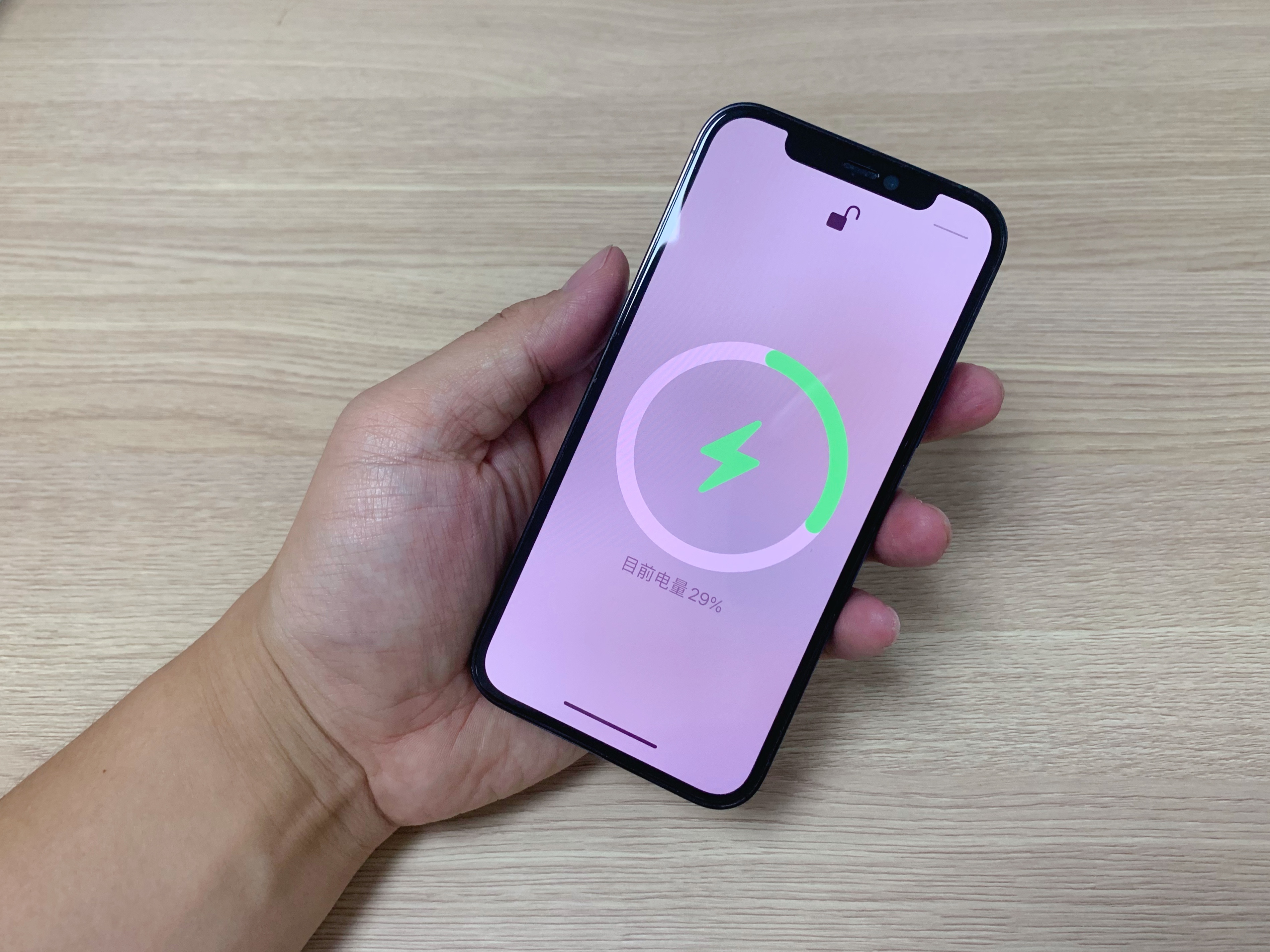 iwalk应急快充充电宝,iwalk无线直插充电宝