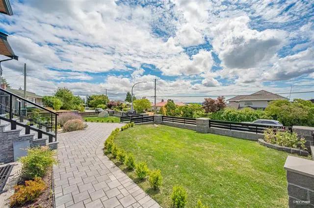 住在本拿比的理由，一个就够了