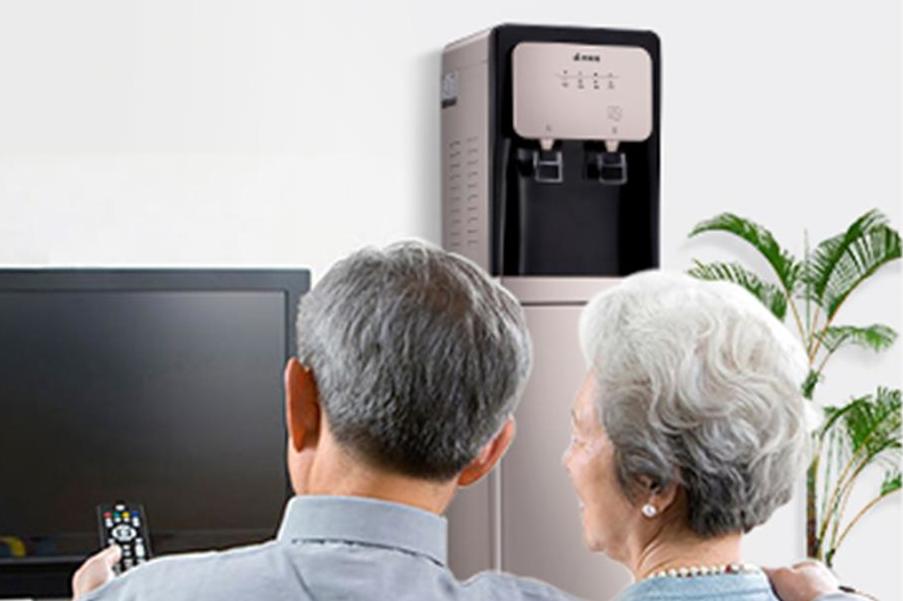 家用饮水机下置水桶换水步骤,水桶饮水机换水技巧