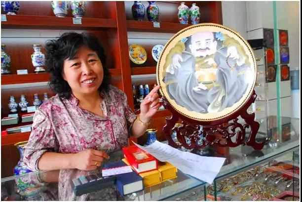 燕京八绝之一景泰蓝出炉视频,燕京八绝之花丝镶嵌传人