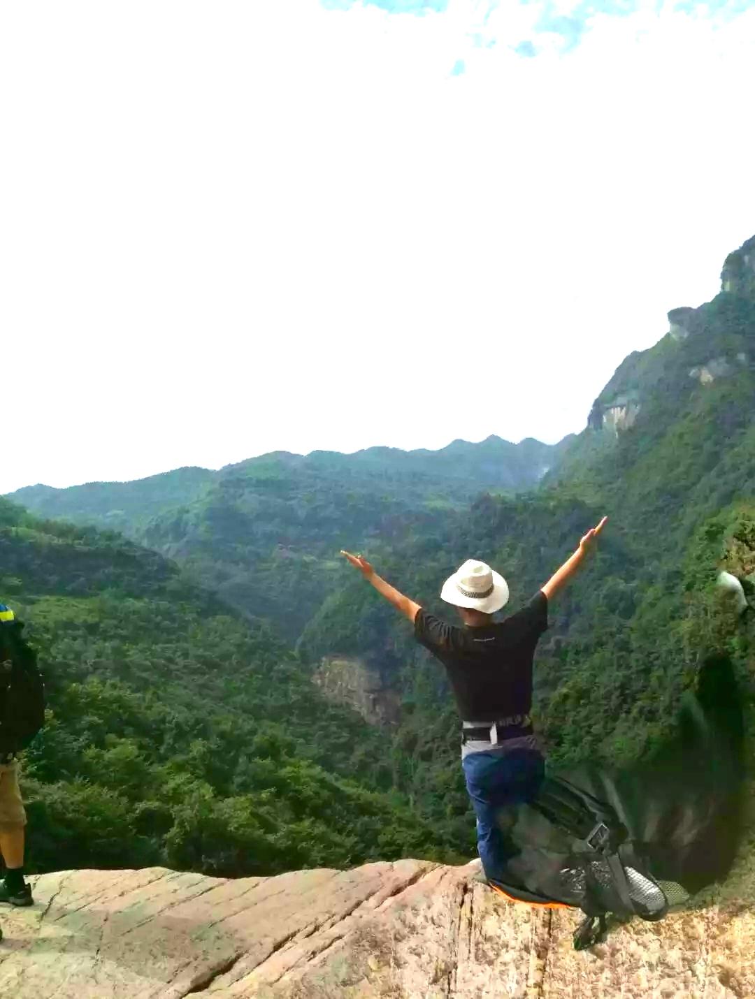 西漂湾瀑布群,建始西漂湾瀑布群