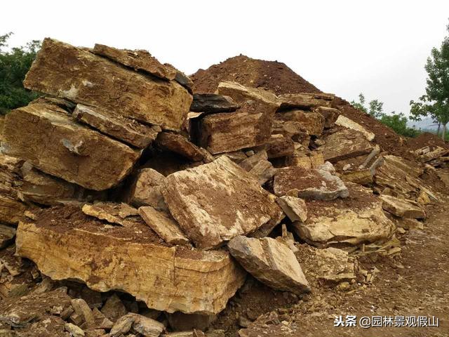 假山一般是什么石头做的,假山石材料有几种