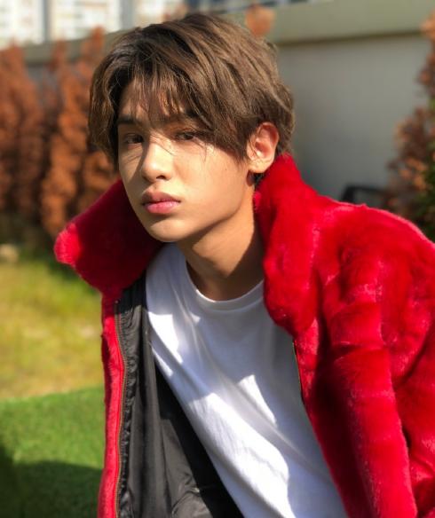 justin谈小鬼发型,justin小辫