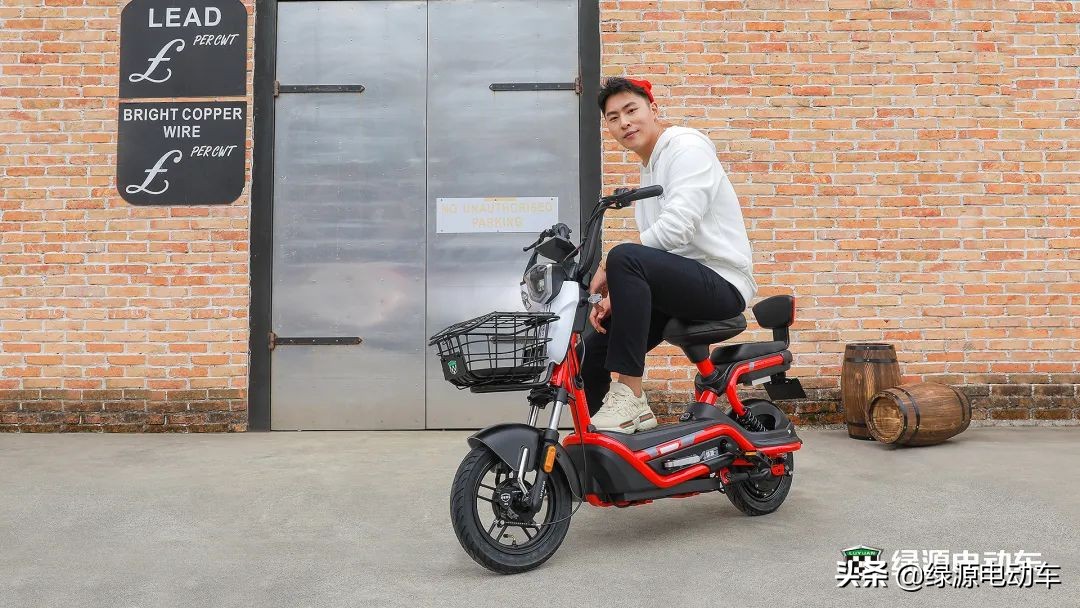 台铃电动车电池是铅酸还是锂电池,电动车用的锂电池铅酸电池哪个好