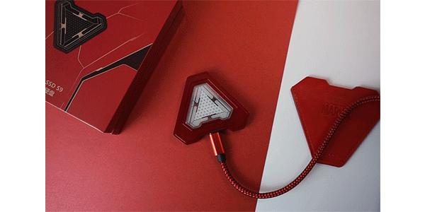 在“方舟反应堆”aigo移动固盘S9中装个游戏模拟器？