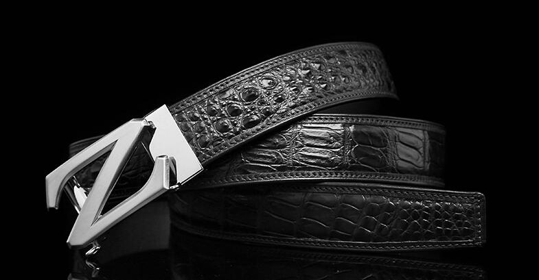 腰带送给男友轻奢,送男人一条腰带代表什么