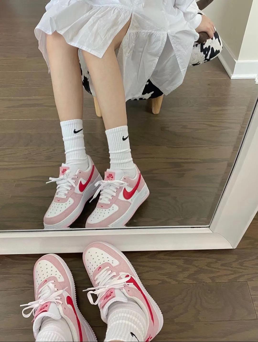 af1情人节为啥是权志龙同款,权志龙nikeaf1联名小雏菊多少钱