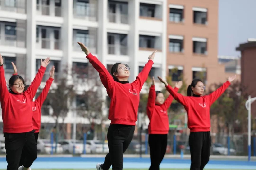 运动润童心快乐助成长,运动润童心健康筑梦想