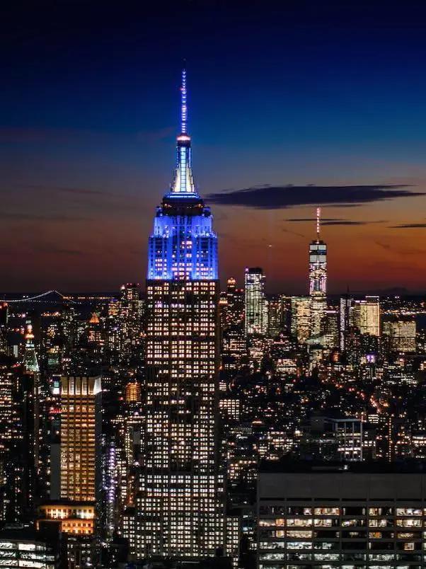 这所交际花藤校，地理位置绝佳，学霸精英扎堆，被中国学生爱疯了