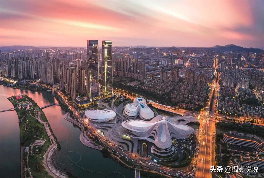 第39季醉美城市地标:维多利亚港、直沽桥、关山牧场、梅里雪山