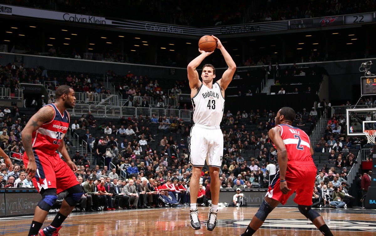 先锋罗德曼和巅峰邓肯哪个强,罗德曼现在有多少岁了