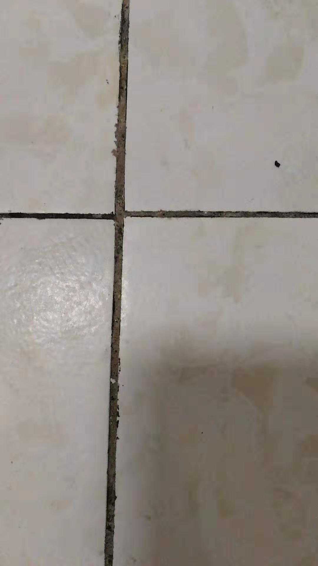 瓷砖小缝隙用勾缝剂还是美缝剂,美缝剂怎么弄不伤瓷砖缝隙