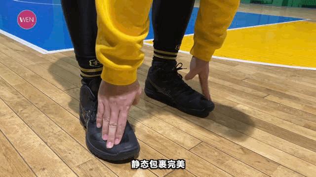 asicsgelburst实战测评,教练穿球鞋