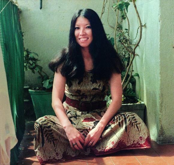 三毛为什么用芳邻来形容她的邻居,三毛芳邻赏析