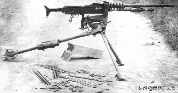 维克斯马克沁1912气冷式重机枪,被马克沁机枪和大炮取代的年代