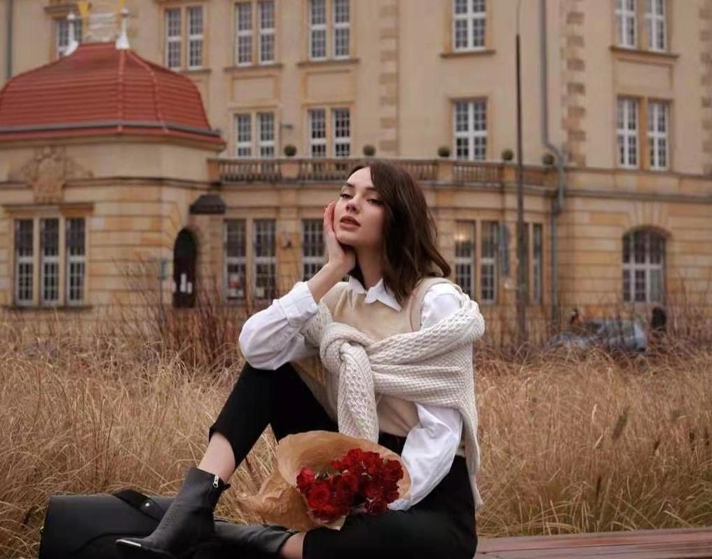 记住穿衣颜色,记住这些选搭要点方能时髦优雅