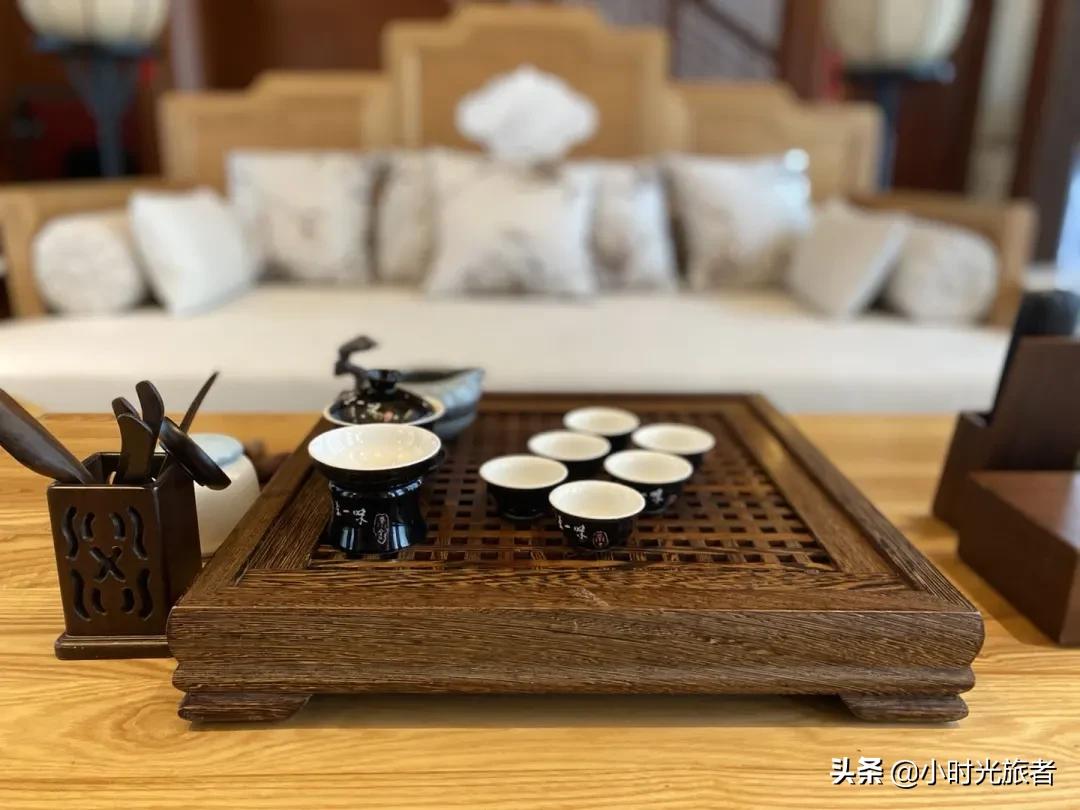 惠州又一避世乌托邦，泡“岭南第一汤”，瀑布无边泳池，如诗如画