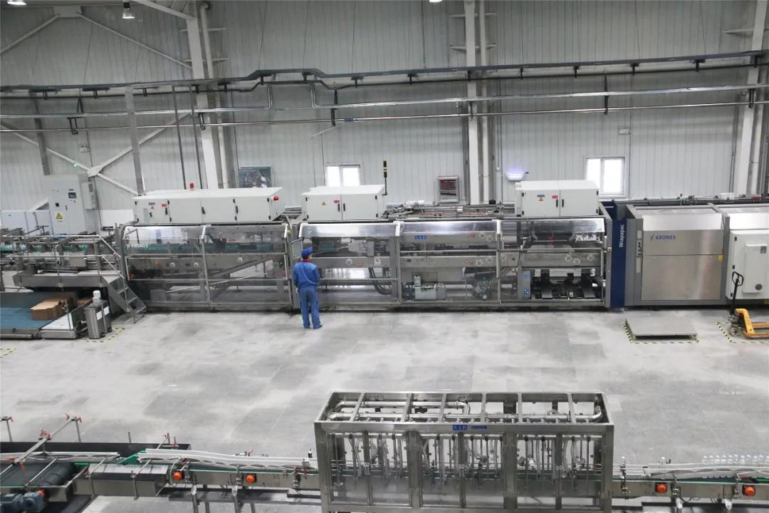 广州恒大冰泉池南水厂,恒大冰泉桶装水是哪年出的水