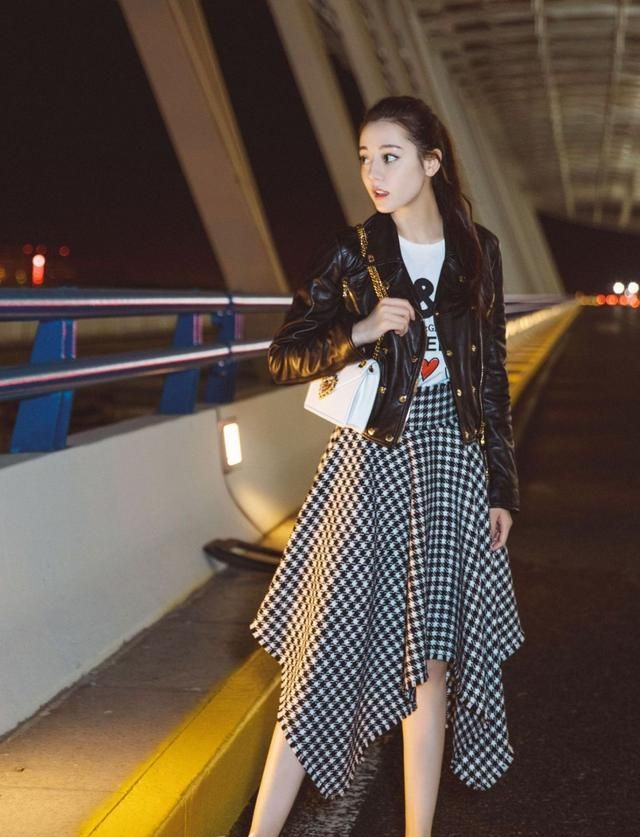 阔腿裤过时了今年流行几种裙子,阔腿裤失宠了今春最火的下装