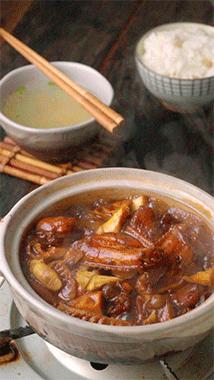 要想每天笑嘻嘻，不如竹笋焖个鸡？