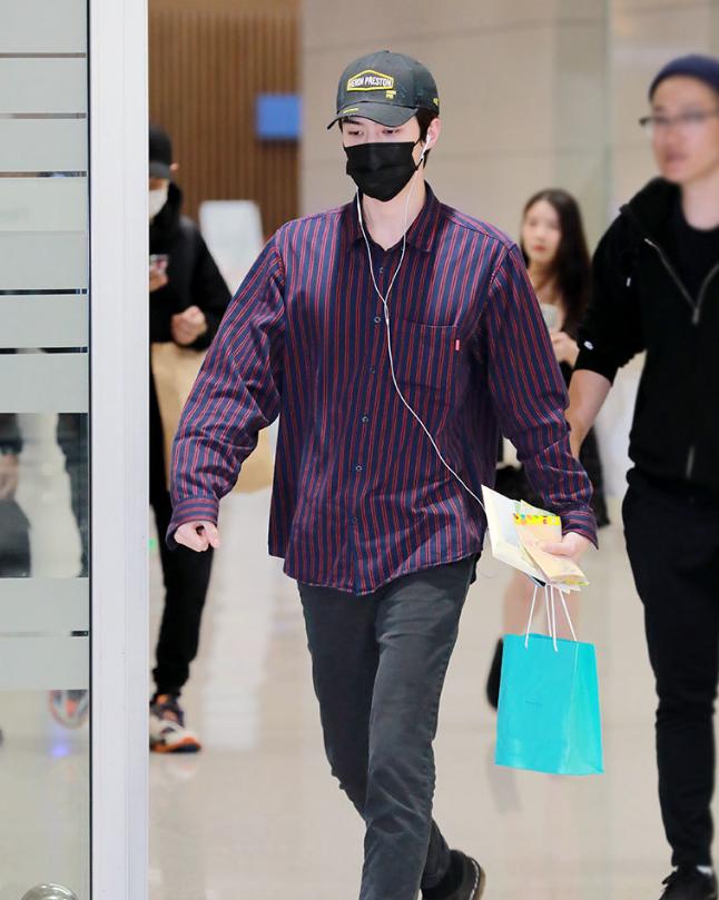 吴世勋instagram逛超市,instagram吴世勋最新更新