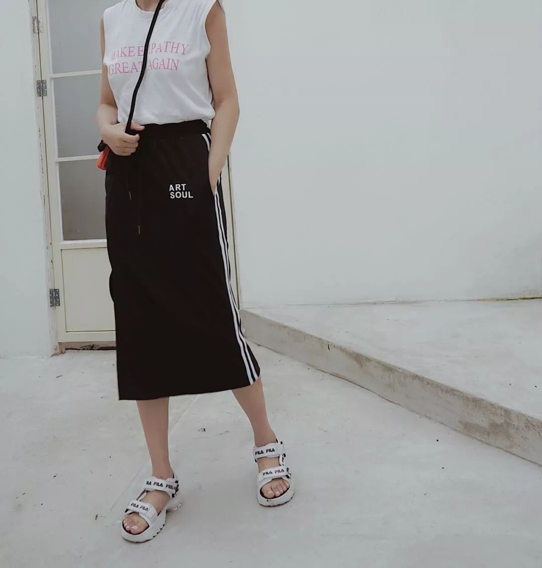 购物分享夏季穿搭,夏季一周穿搭推荐