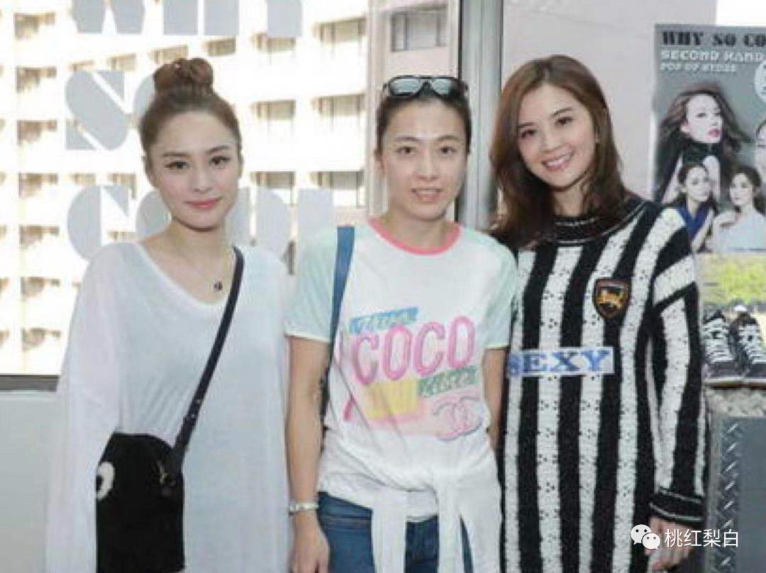 王鸥复古香奈儿,行走的种草机衣服