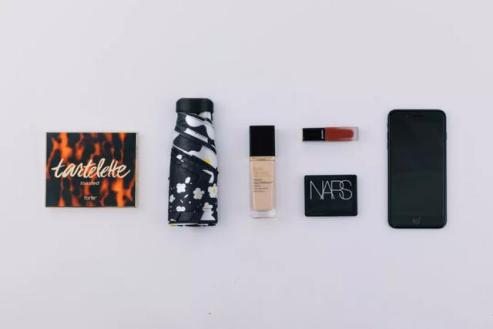 只有女生巴掌大小的banana口袋伞，伞内自动降温似“移动空调”！