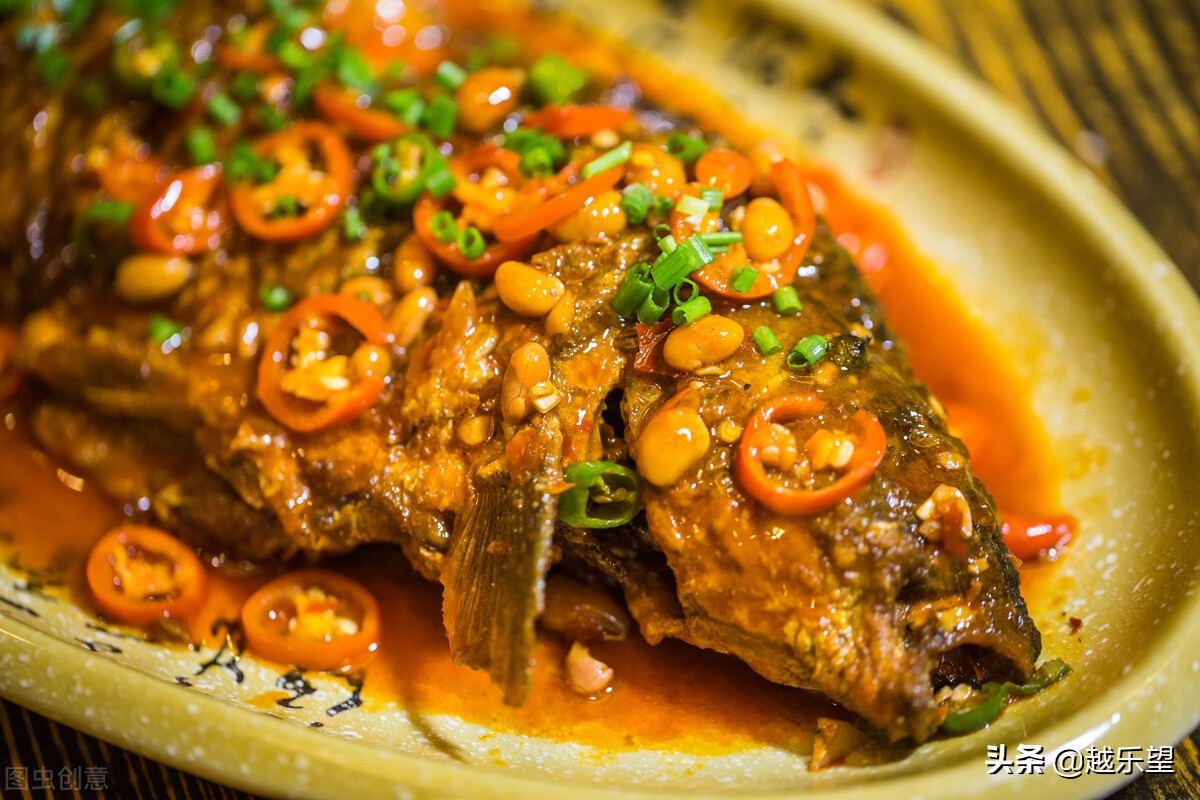 煎鱼怎么样才不破皮不粘锅,煎鱼不粘锅不破皮的方法视频教程